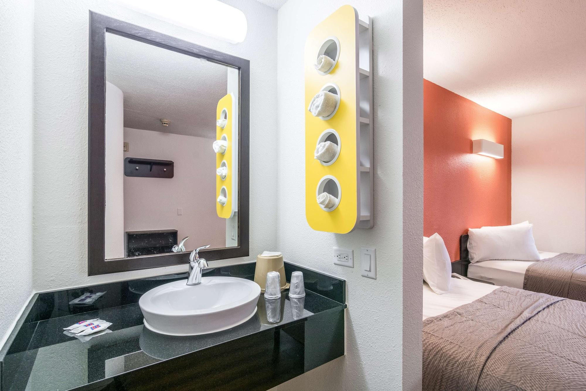 Motel 6-Harvey, Il Ngoại thất bức ảnh